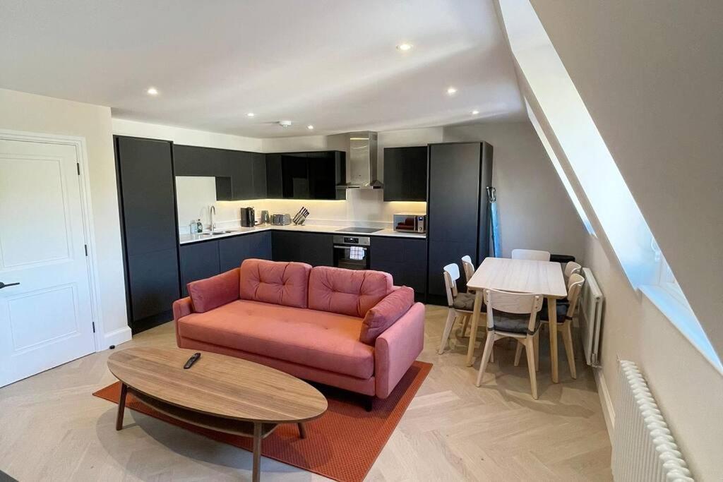 Apartments In The Heart Of Richmond, London Richmond  Εξωτερικό φωτογραφία
