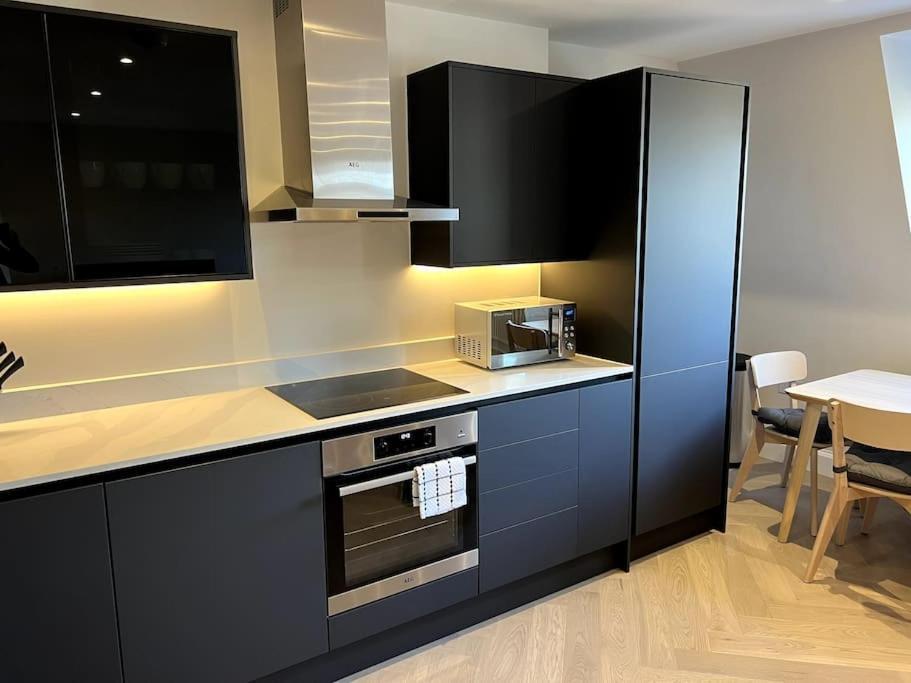 Apartments In The Heart Of Richmond, London Richmond  Εξωτερικό φωτογραφία